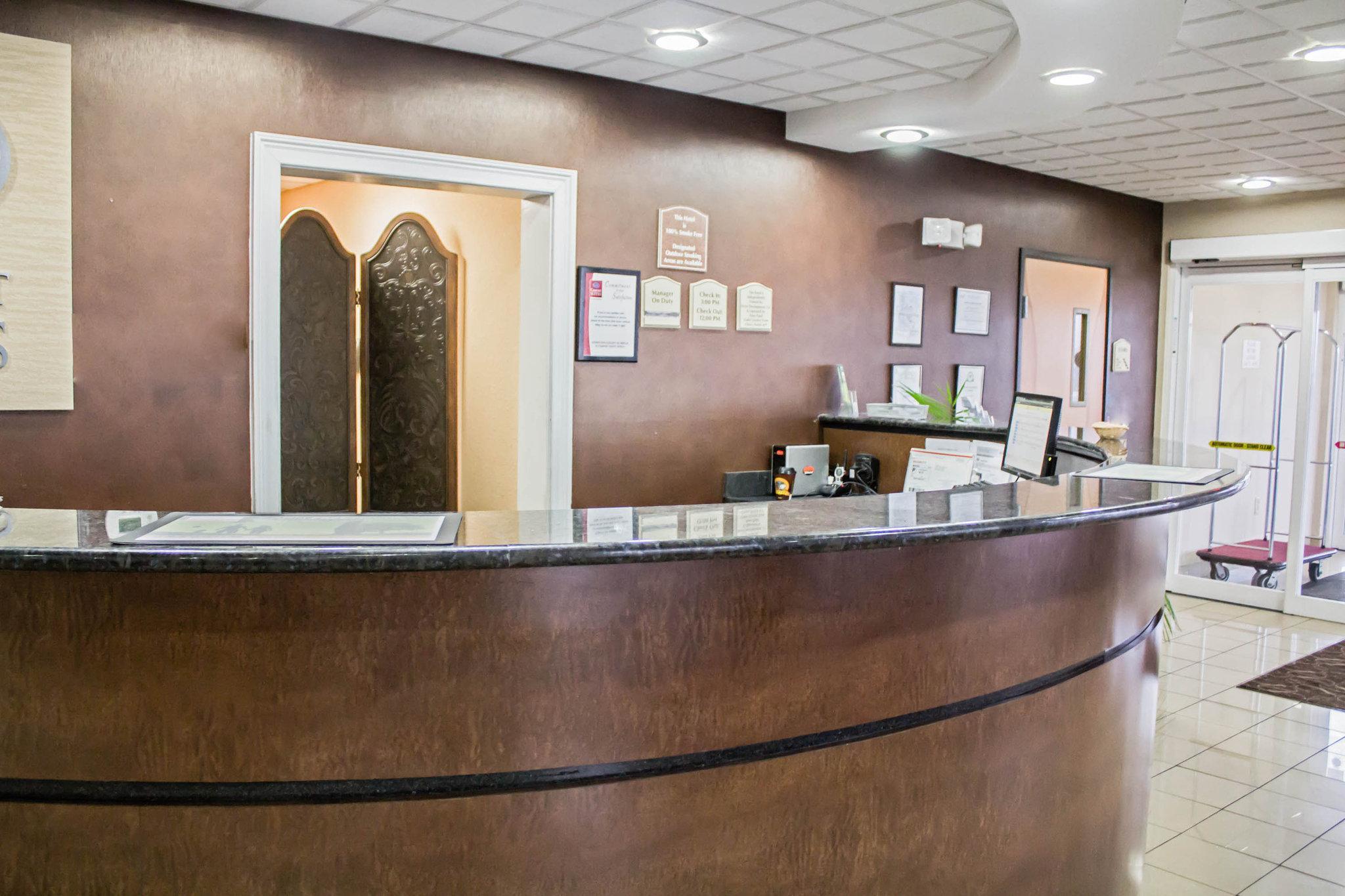 Comfort Suites Brunswick Kültér fotó