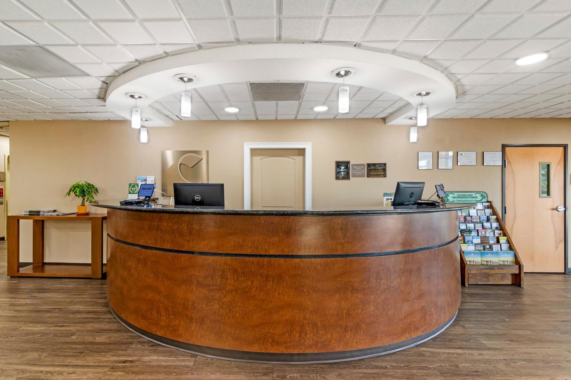 Comfort Suites Brunswick Kültér fotó