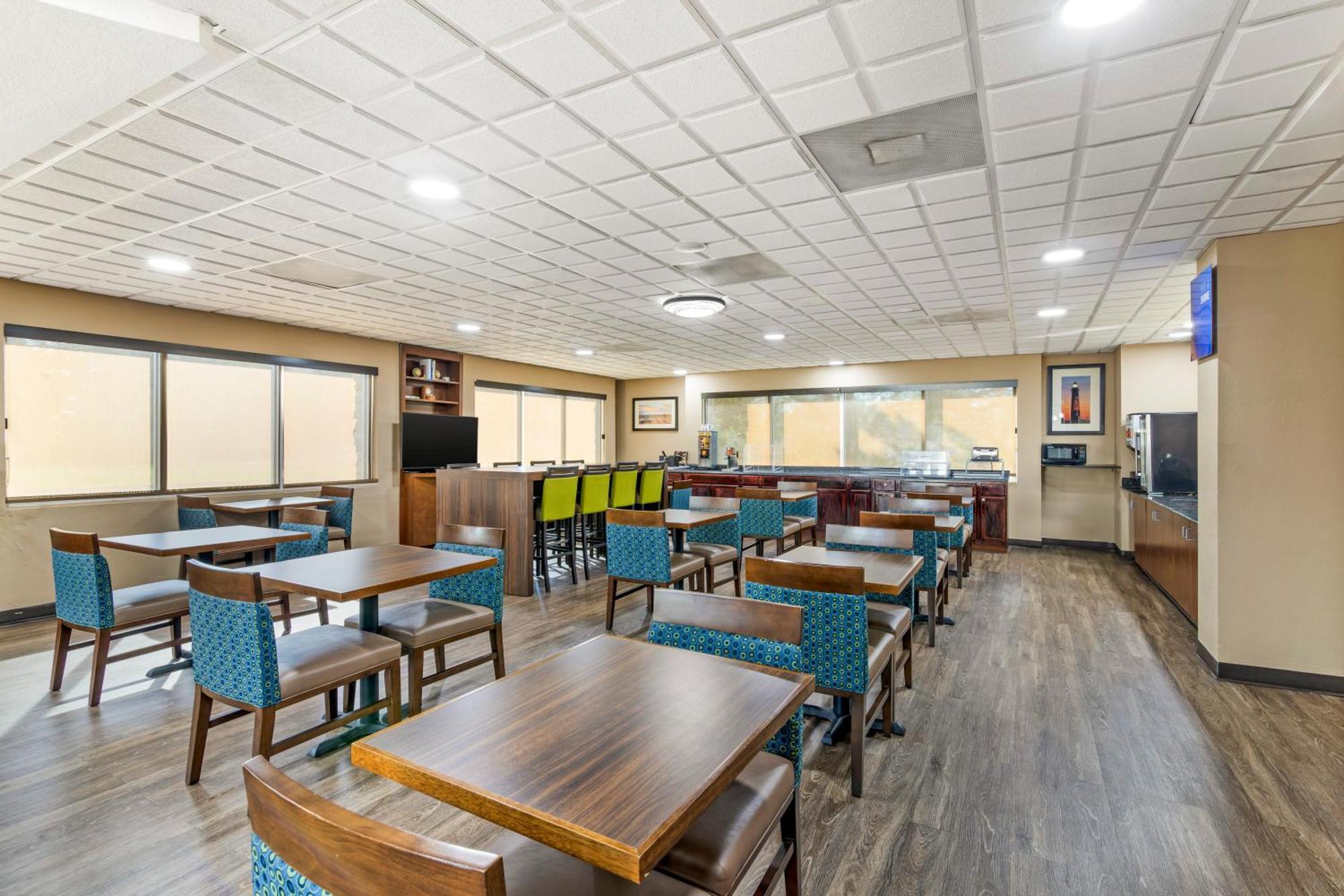 Comfort Suites Brunswick Kültér fotó